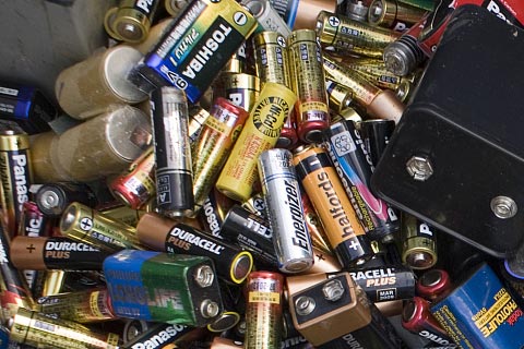 五华华山电动车电池回收价格→收废旧钛酸锂电池,电瓶回收平台